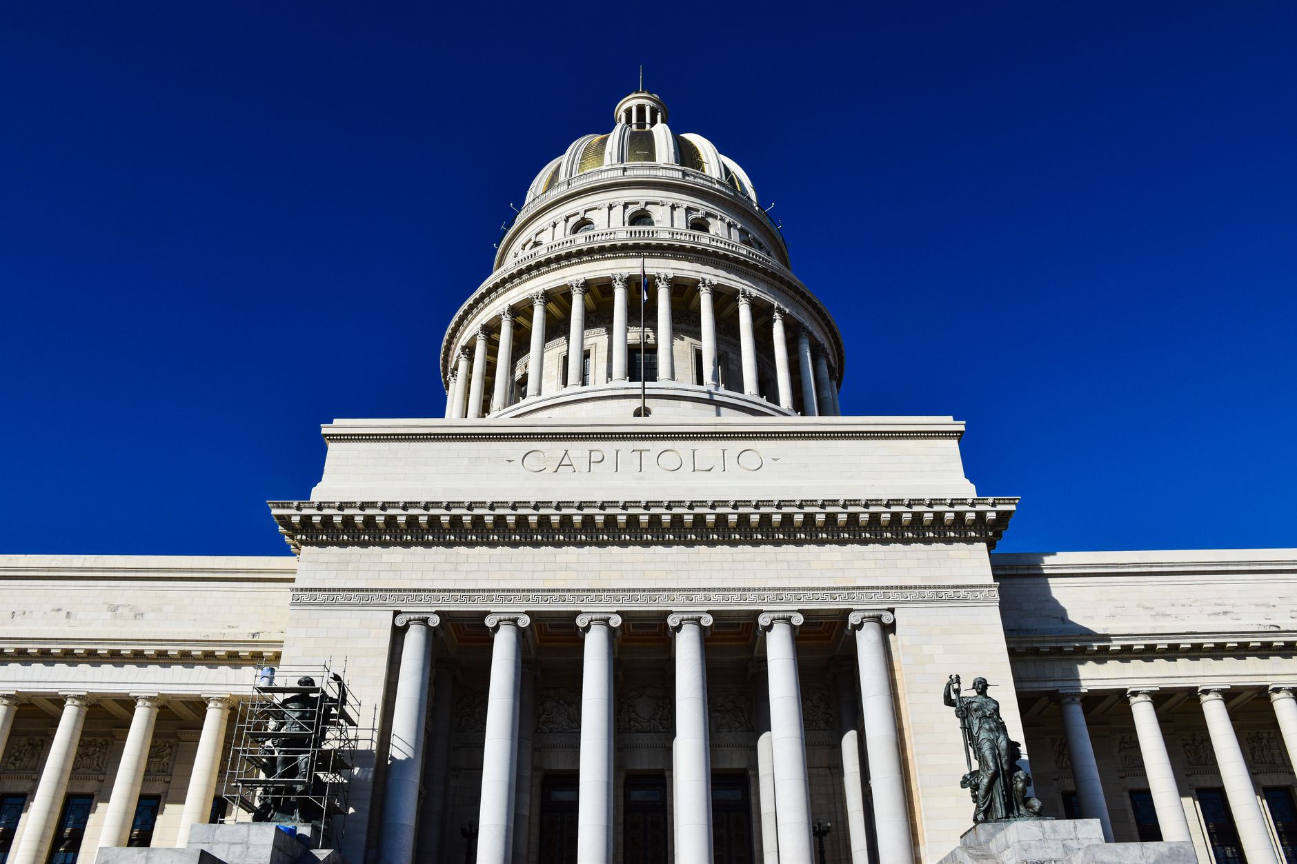United States Capitol building exterior representing federal legislative activity