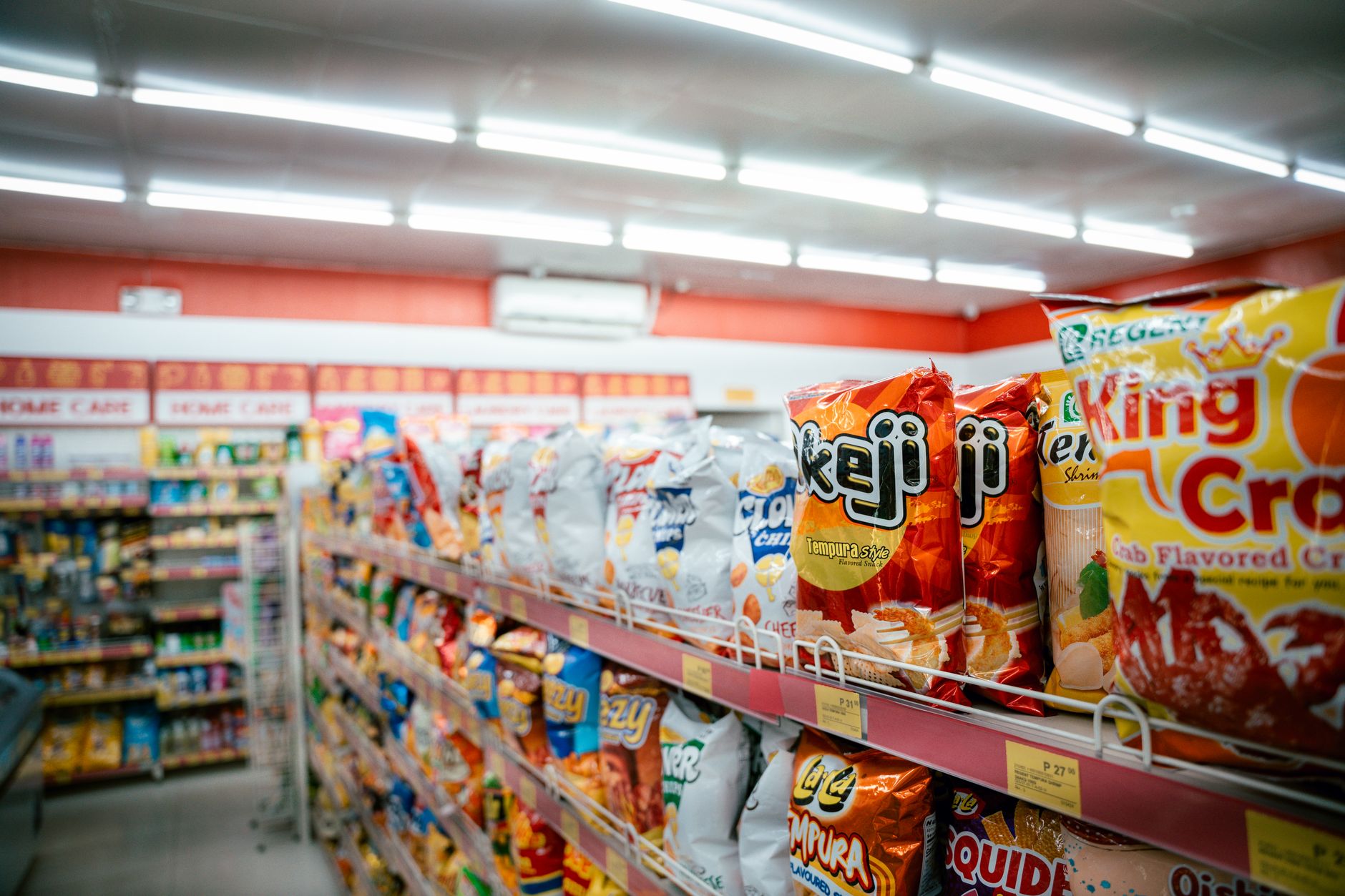 Grocery store aisle with food products representing SNAP benefit purchasing