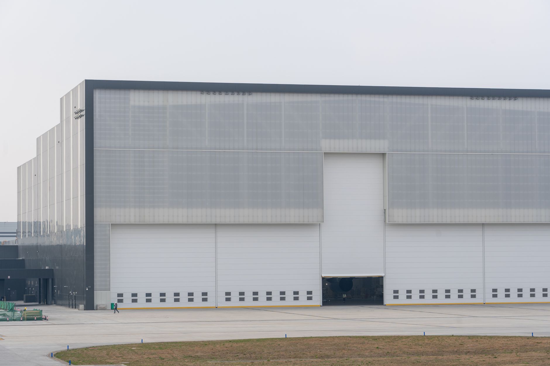 Large industrial warehouse storing finished goods inventory